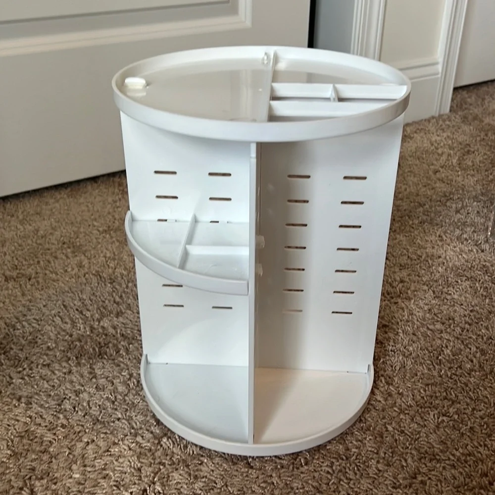 LIKE NEW Makeup Turning Organizer